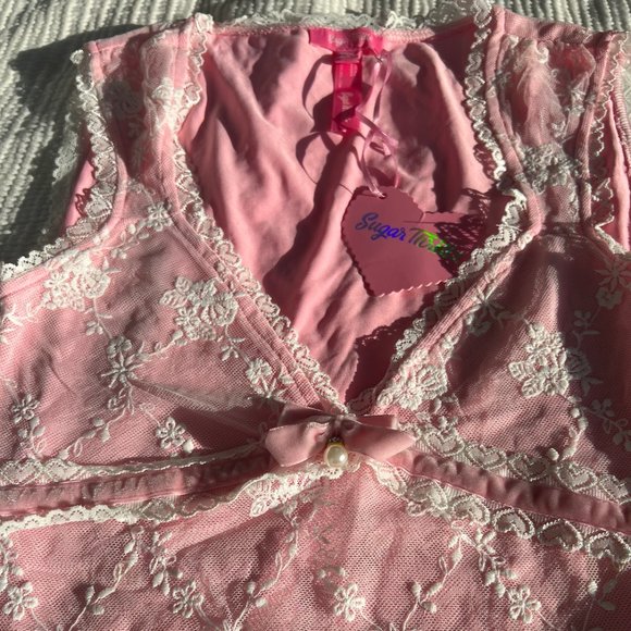 Brand new with tags still attached Count The Ways Lace Top from Sugar Thrillz. - Picture 2 of 4